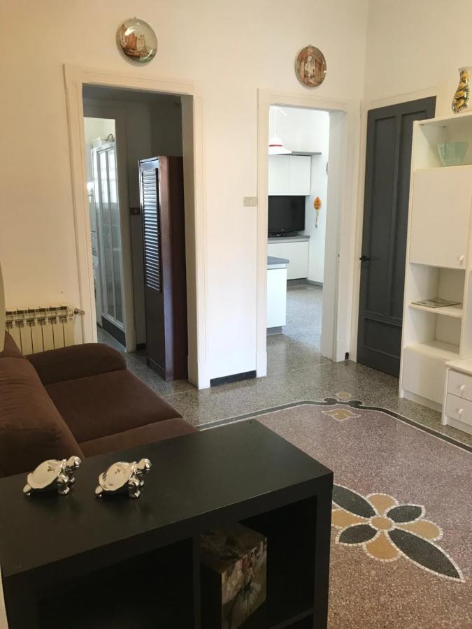 Appartamento Davanti Al Mare Savona Ngoại thất bức ảnh